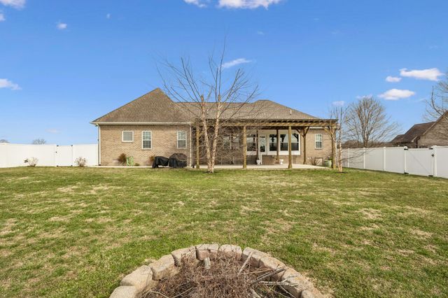192 Hills Dr, Hillsboro, TN 37342