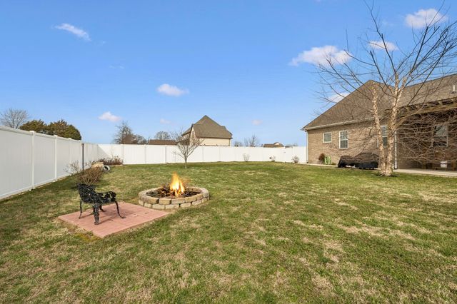 192 Hills Dr, Hillsboro, TN 37342