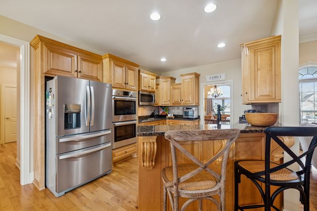 192 Hills Dr, Hillsboro, TN 37342