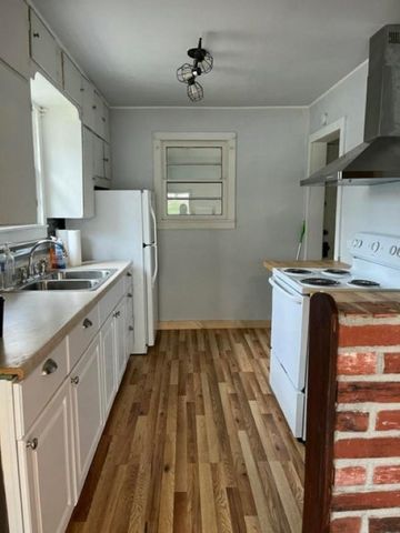 3076 5th Ave, Valley, WA 99181