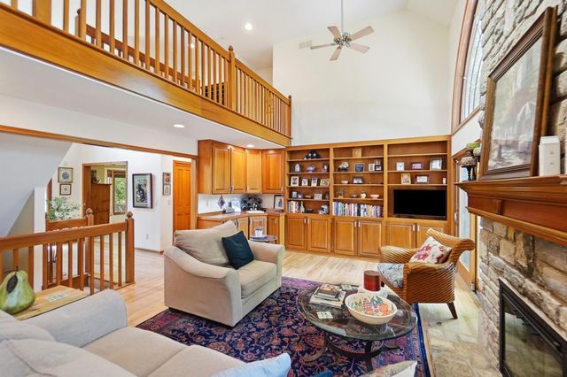 786 Robbins Way, Worthington, OH 43085