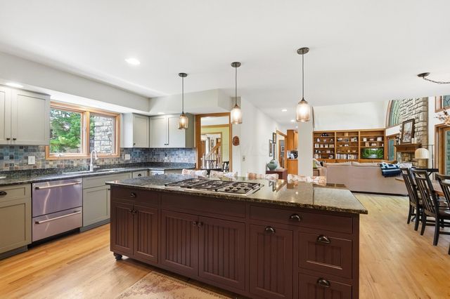 786 Robbins Way, Worthington, OH 43085