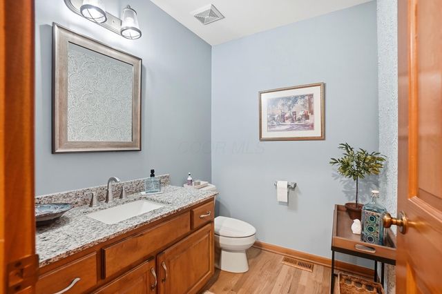 786 Robbins Way, Worthington, OH 43085