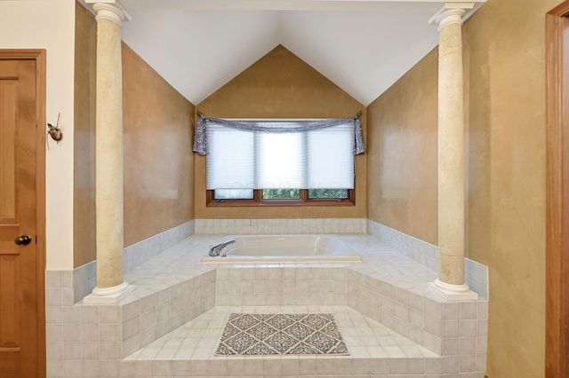 786 Robbins Way, Worthington, OH 43085