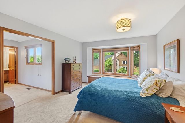 786 Robbins Way, Worthington, OH 43085