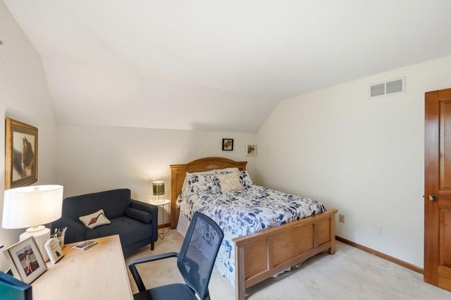 786 Robbins Way, Worthington, OH 43085