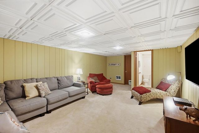 786 Robbins Way, Worthington, OH 43085