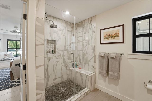 1124 Bowie Street, Columbus, TX 78934