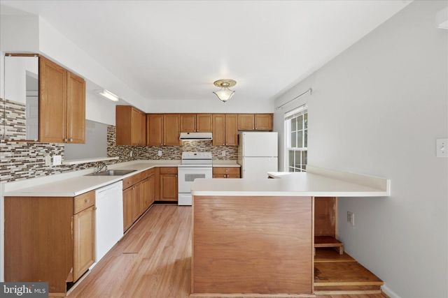 10804 STONE HILL LN, Manassas, VA 20109