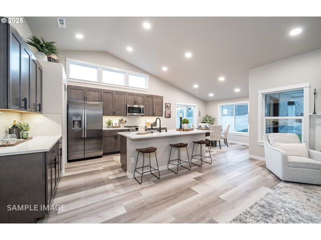 4711 STONEFIELD Ct, Florence, OR 97439