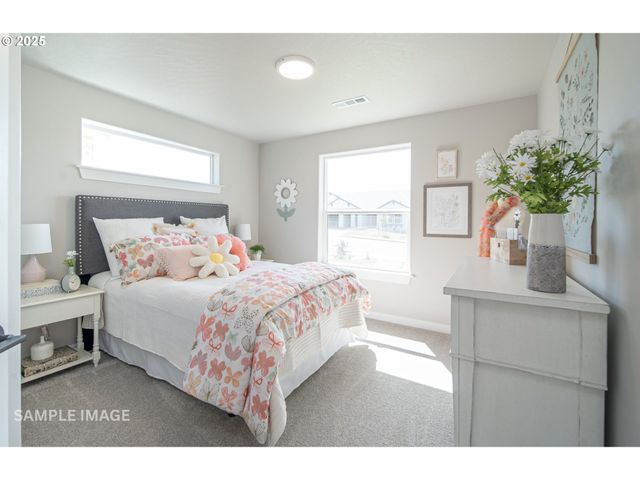 4711 STONEFIELD Ct, Florence, OR 97439