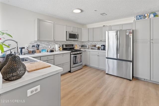 1111 Scarlet Oak Avenue, Toms River, NJ 08755