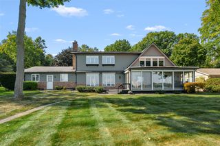10544 Wildwood Circle, Richland, MI 49083