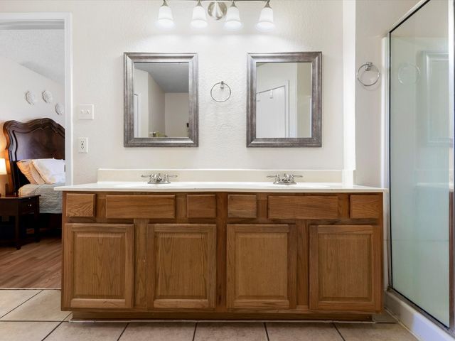 409 Huddleston Court, Springtown, TX 76082