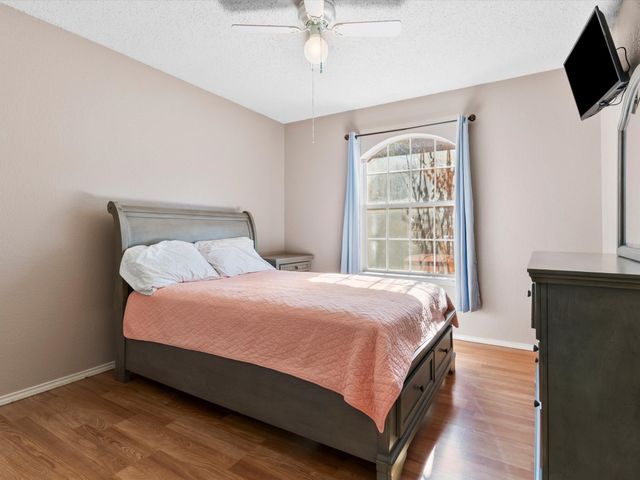 409 Huddleston Court, Springtown, TX 76082