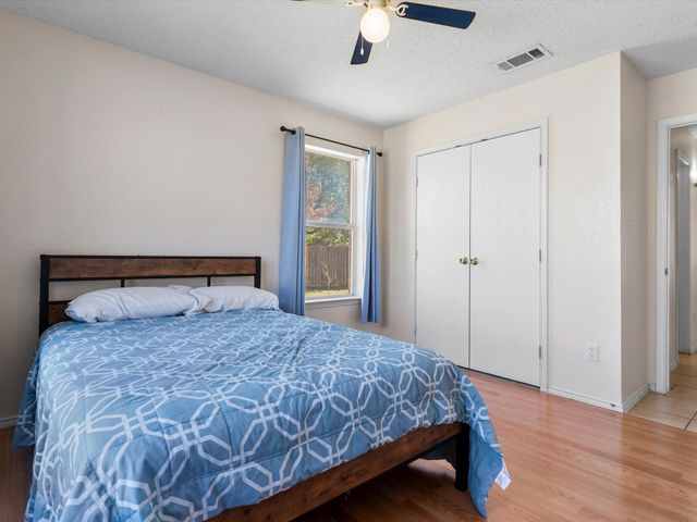 409 Huddleston Court, Springtown, TX 76082