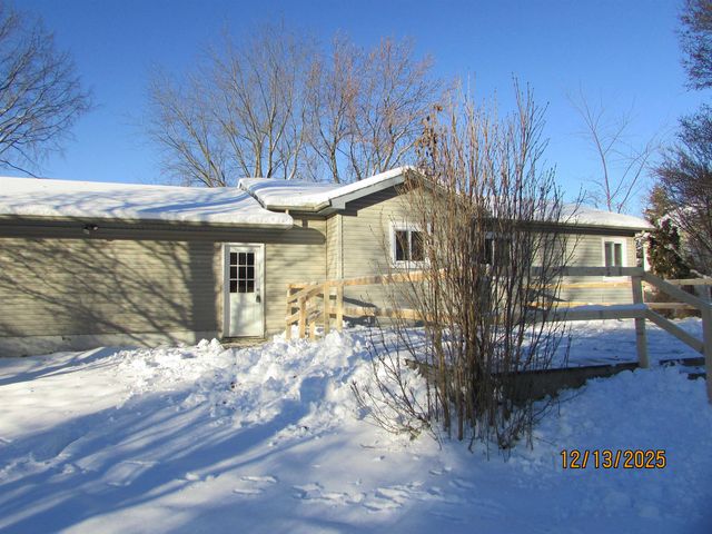 10088 Sonora Drive, Linden, MI 48430