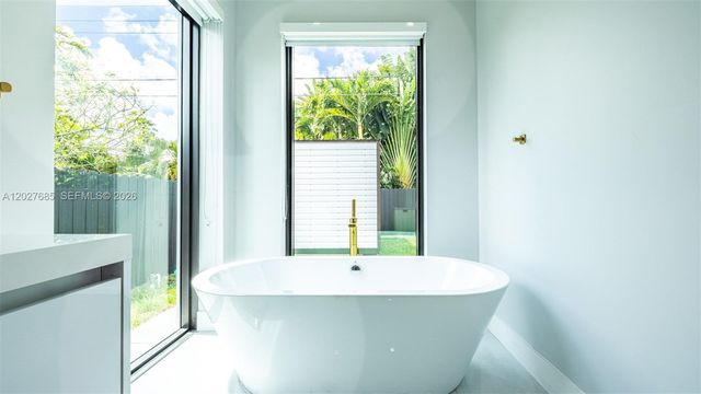 11450 SW 59th Terrace, Miami, FL 33173
