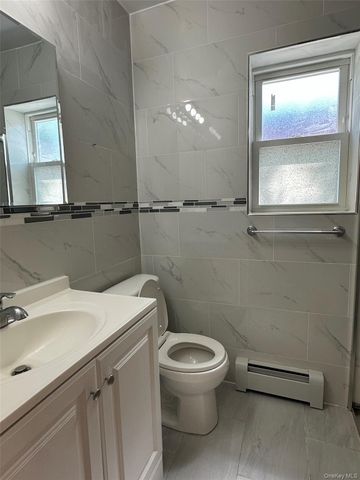 152-20 Peck Avenue, Flushing, NY 11355