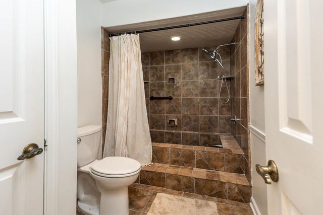 2839 HONEY TREE DR, Germantown, TN 38138