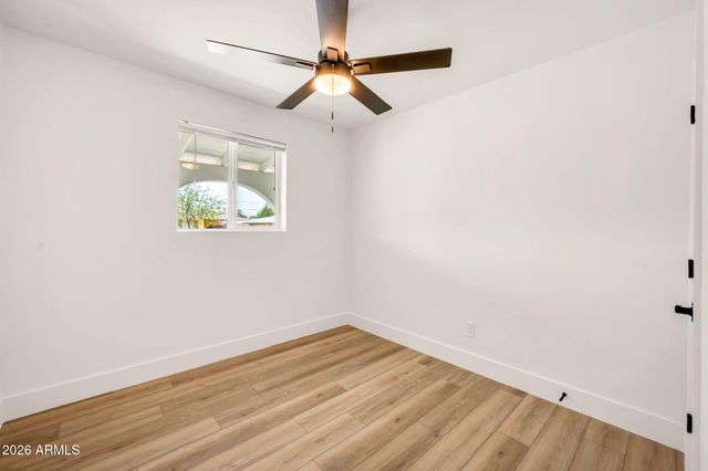 4902 E GRANADA Road, Phoenix, AZ 85008