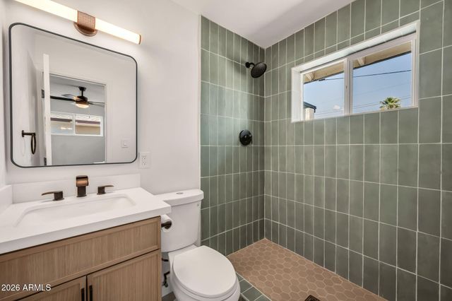 4902 E GRANADA Road, Phoenix, AZ 85008