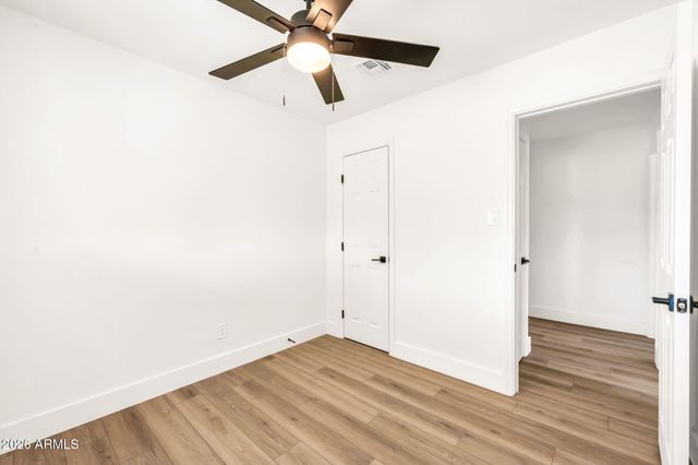 4902 E GRANADA Road, Phoenix, AZ 85008