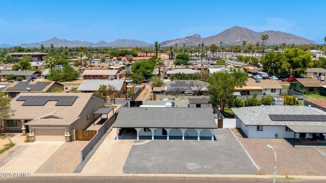 4902 E GRANADA Road, Phoenix, AZ 85008