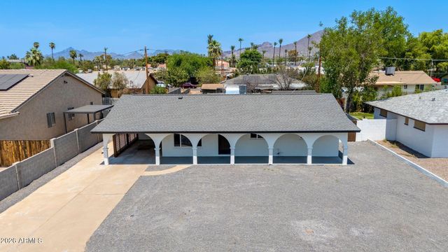 4902 E GRANADA Road, Phoenix, AZ 85008