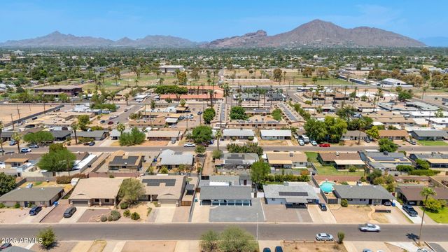4902 E GRANADA Road, Phoenix, AZ 85008