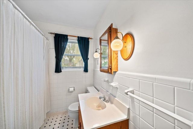 5280 COLE RD, Memphis, TN 38120