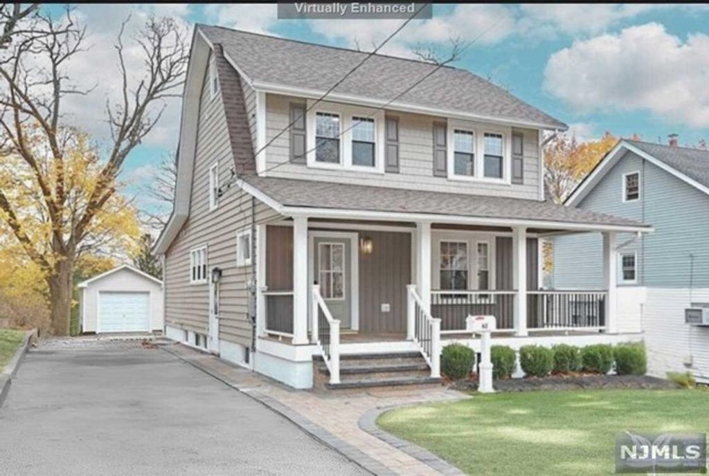 62 Payne Avenue, Midland Park, NJ 07432