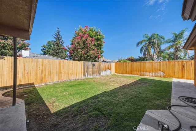 5009 Shaman Court, Bakersfield, CA 93312