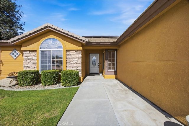 5009 Shaman Court, Bakersfield, CA 93312