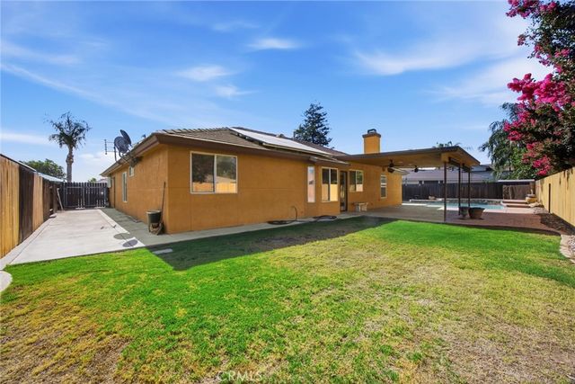 5009 Shaman Court, Bakersfield, CA 93312