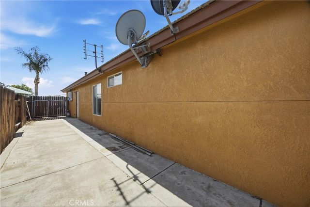 5009 Shaman Court, Bakersfield, CA 93312