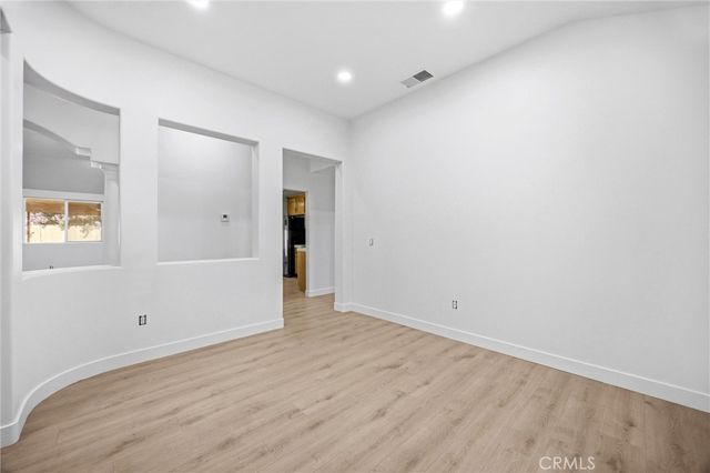 5009 Shaman Court, Bakersfield, CA 93312