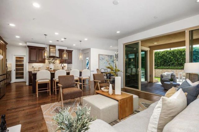 6710 Monterra Trail, San Diego, CA 92130