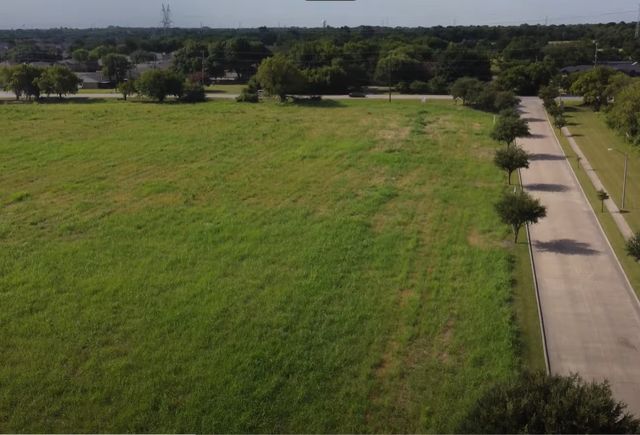 900-916 Bear Creek Rd, Glenn Heights, TX 75154