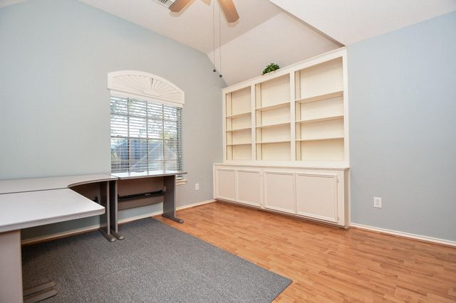 4202 Creek Hollow Lane, Missouri City, TX 77459