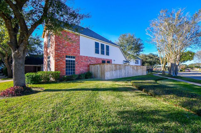 4202 Creek Hollow Lane, Missouri City, TX 77459