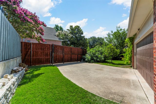2988 Hillingdon Drive, Richardson, TX 75082