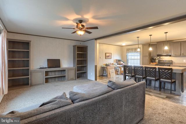 95 NORTHCREST ACRES PARK, Lebanon, PA 17046