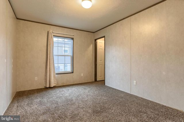 95 NORTHCREST ACRES PARK, Lebanon, PA 17046