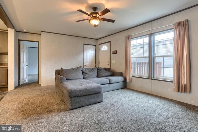 95 NORTHCREST ACRES PARK, Lebanon, PA 17046