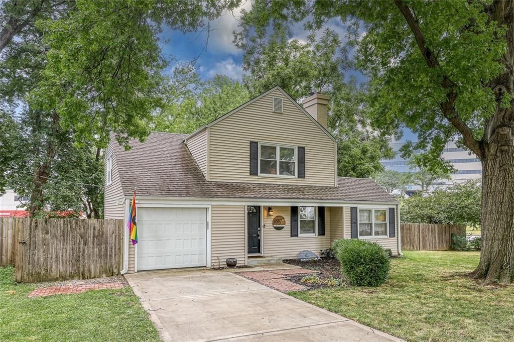 6557 Holmes Road, Kansas City, MO 64131