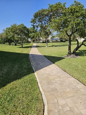 9818 Marina Boulevard, Boca Raton, FL 33428