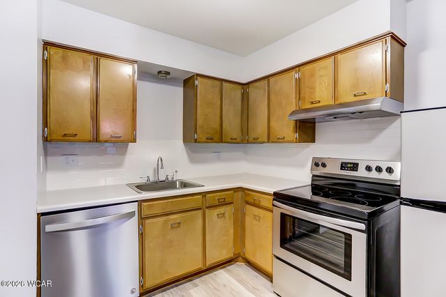 1212 Bellefontaine Avenue, Lima, OH 45804