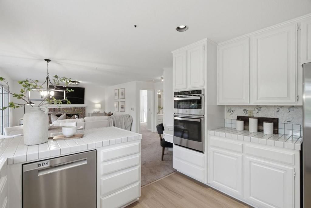 Image 11 of property listing at 1230 Pennyroyal Terrace, Sunnyvale, CA 94087