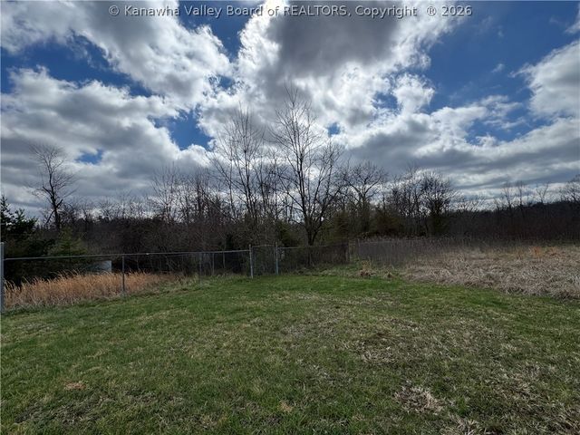 358 Cemetery Road, Red House, WV 25168